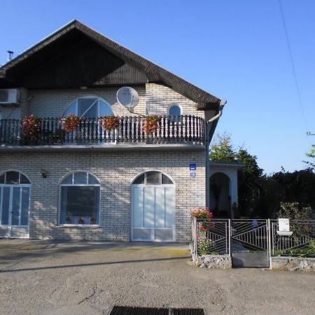 Rezovac Rooms Mila מראה חיצוני תמונה