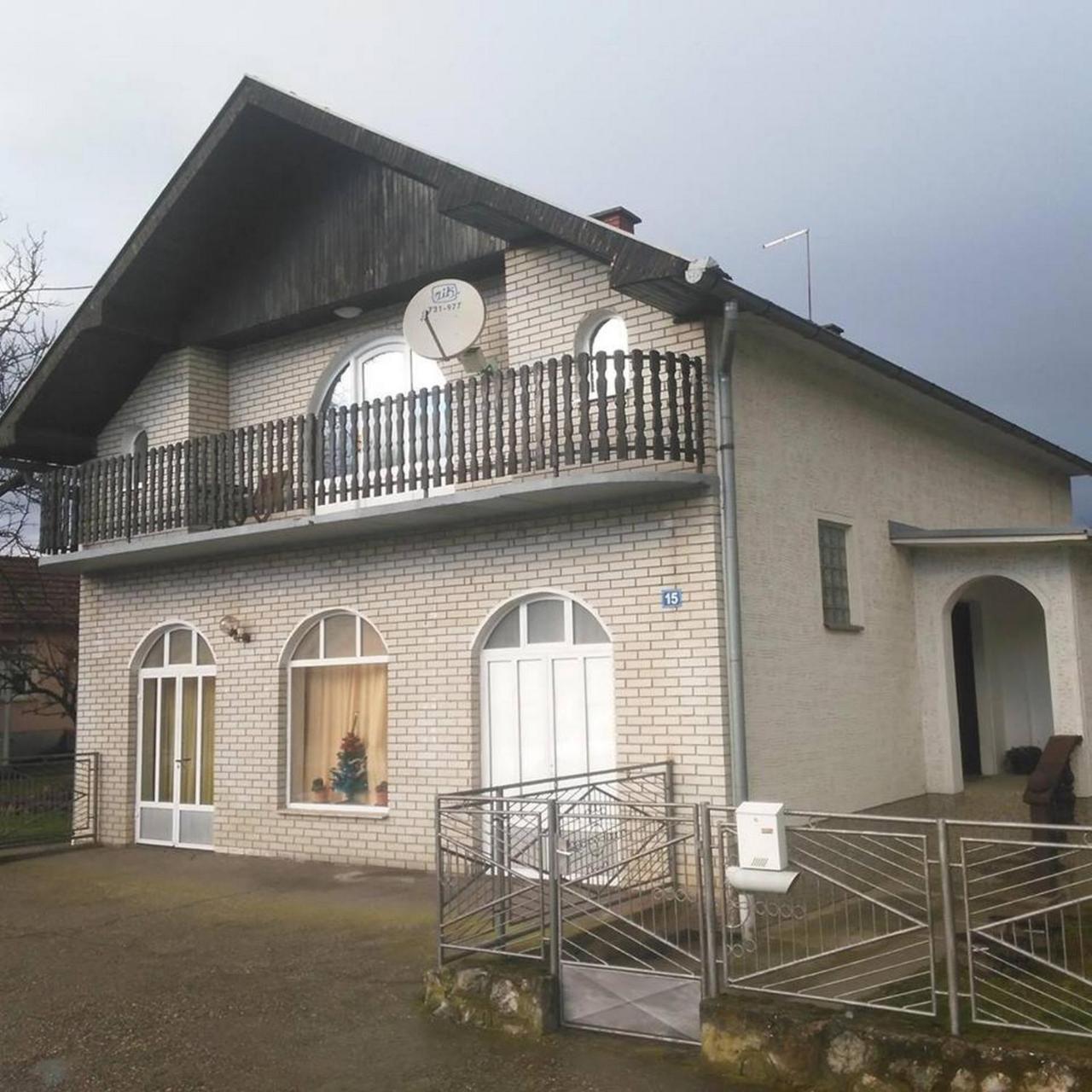 Rezovac Rooms Mila מראה חיצוני תמונה