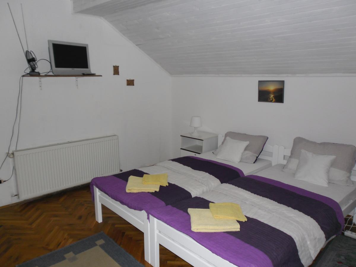 Rezovac Rooms Mila מראה חיצוני תמונה